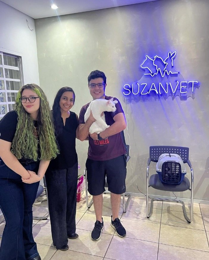 Cliente e seu pet na Suzanvet